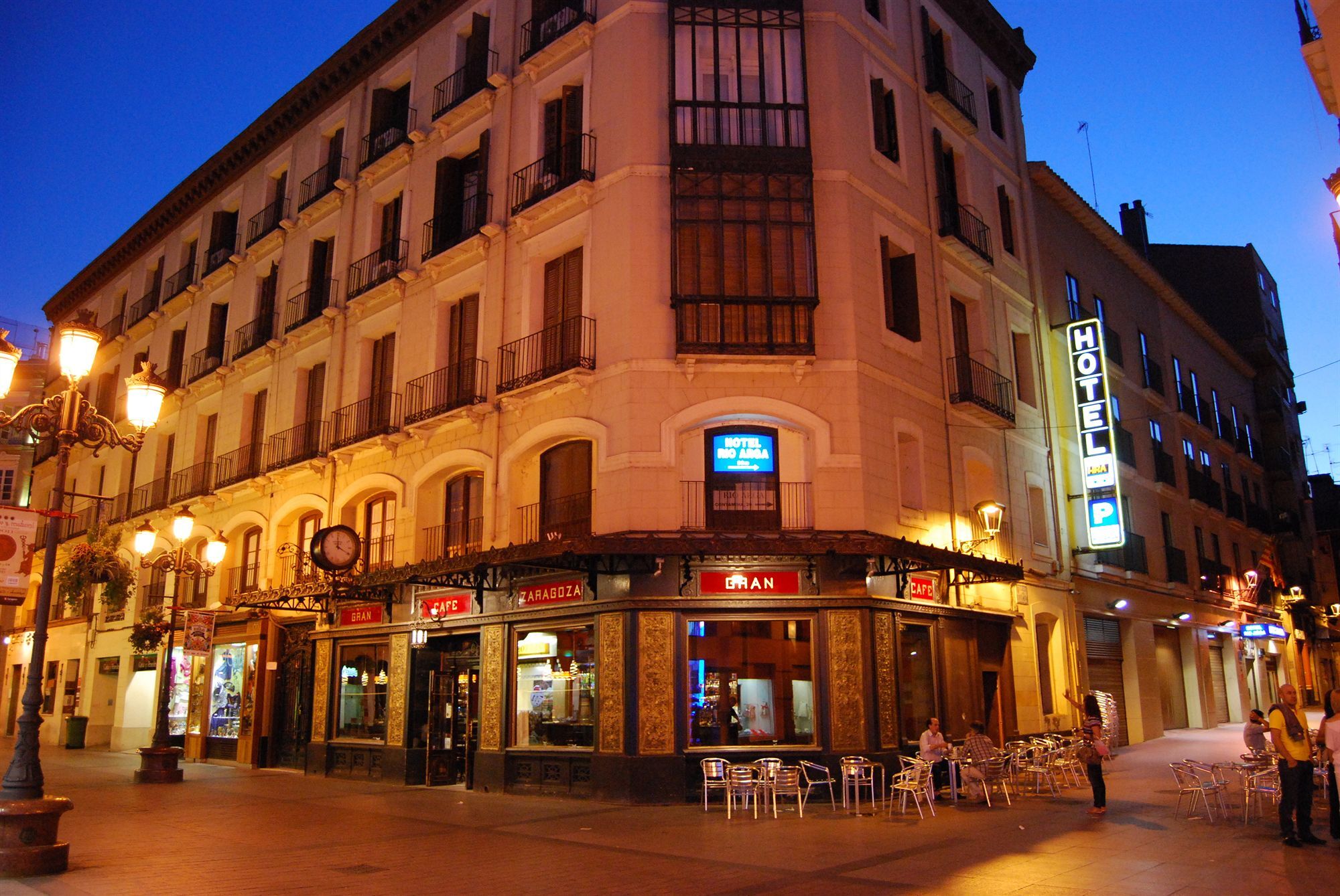Hotel Rio Arga Zaragoza Exterior photo